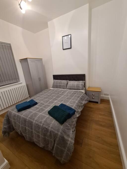 Luxury One Bedroom Flat London Eksteriør bilde